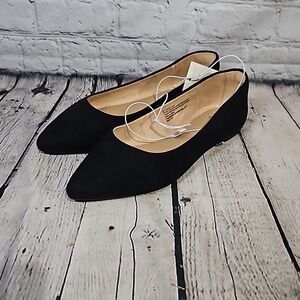 A new day Corinna flats